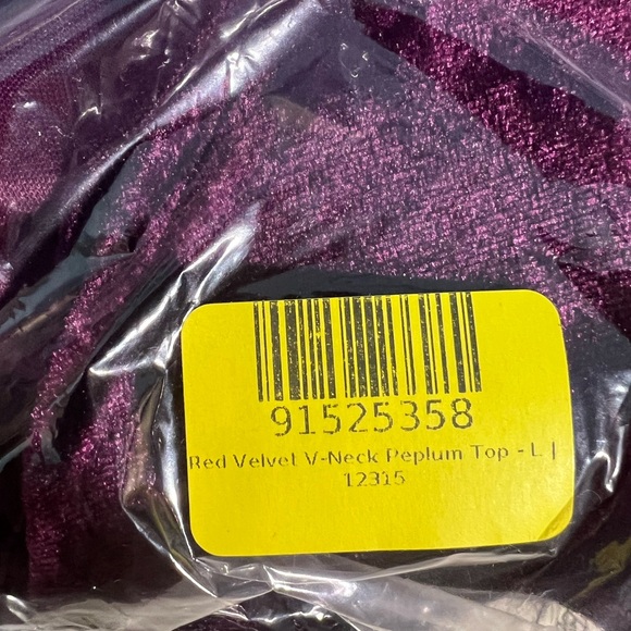 Abyoxi Peplum Top - Picture 11 of 11